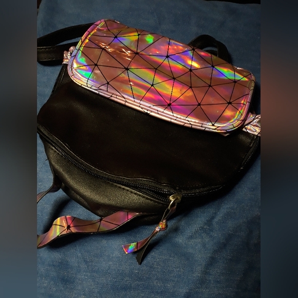 Prism reflective mini bookbag - Picture 4 of 6